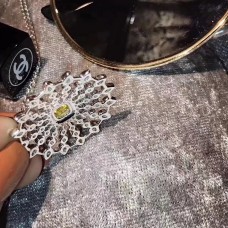 Naszyjnik z żółtymi diamentami Tiffany Enchant Sunburst z białymi kryształami na prezent
