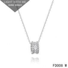 Wisiorek Van Cleef Arpels Perlee z białego złota z diamentami 3 rzędy