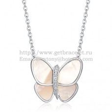 Naszyjnik Van Cleef Arpels Flying Butterfly z białego złota z białą masą perłową i diamentami