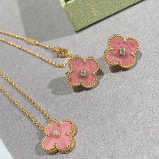 Wisiorek i kolczyki Van Cleef Arpels Alhambra w kolorze szampańskim z diamentami i rodonitem